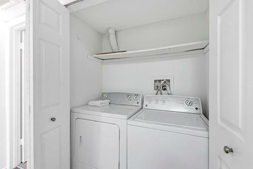 Apartamento Stylish 1br With Patio Pool & Parking