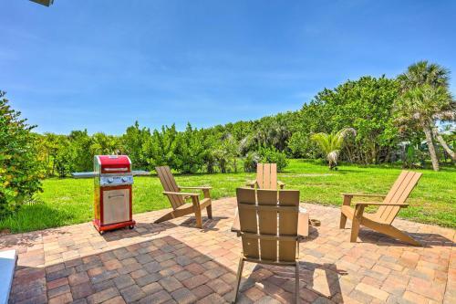 Hutchinson Island Cottage Steps To The Beach