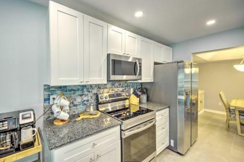 Apartamento Vibrant Fort Myers Condo With Community Pool!