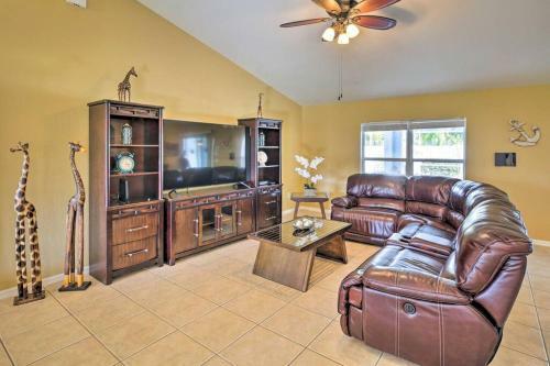 Villa Sun-dappled Cape Coral Oasis, 5 Mi To Beach!