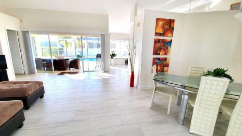 !new! Villa Surfside