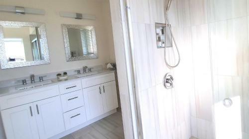 !new! Villa Surfside