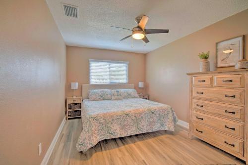 Hernando Beach Home With Pool And Canal Access!