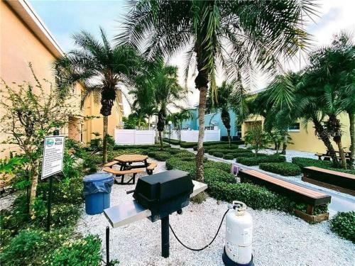 Apartamento Beautiful Condo Steps From The Beach And Gulf