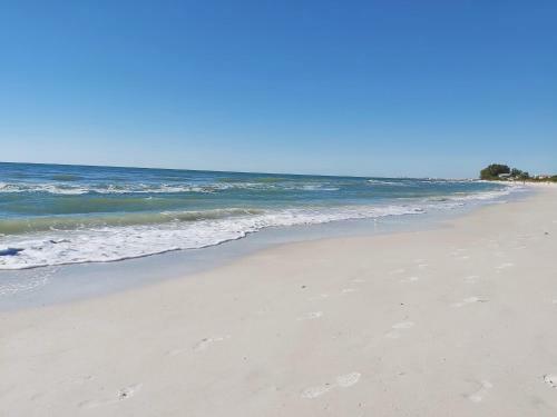 Pelican Pointe 5b Upscale Gorgeous Panoramic Views