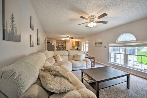 Spacious Haines City Home Yard And Game Room!