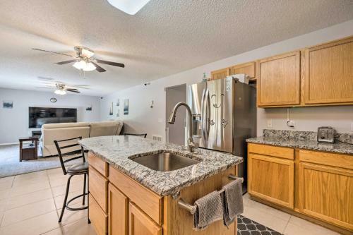 Spacious Haines City Home Yard And Game Room!