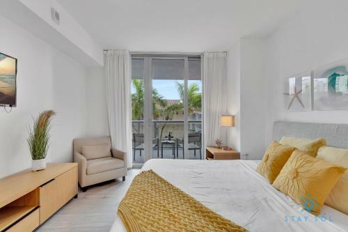 Modern Resort Pool Resort Modern Apartment 2 Br 2 Br Pool
