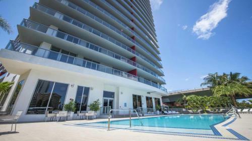 Modern Resort Pool Resort Modern Apartment 2 Br 2 Br Pool