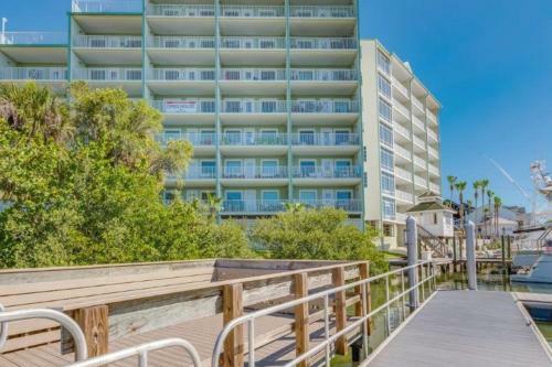 Harborside At Marker Thirty Three 2212