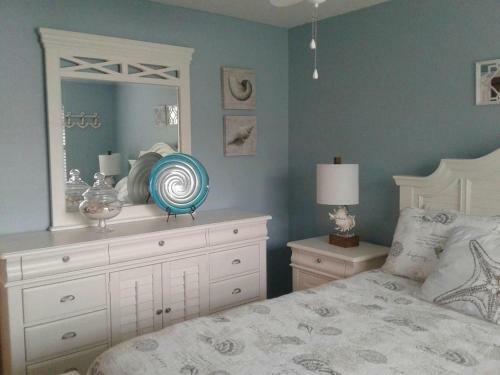 El Palmar Cottage Llc At Indian Rocks Beach Florida