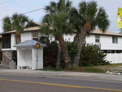 El Palmar Cottage Llc At Indian Rocks Beach Florida