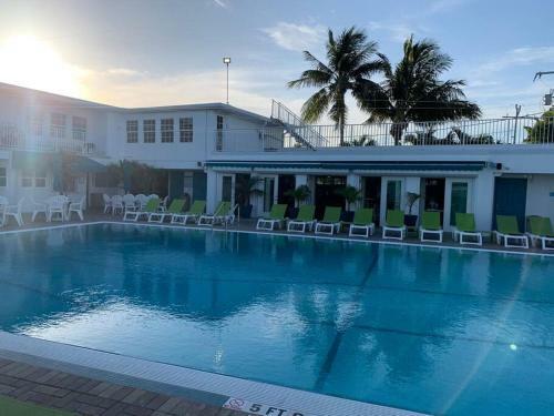 Two Bedroom Aqua Lodge! With Cabana Club Access!