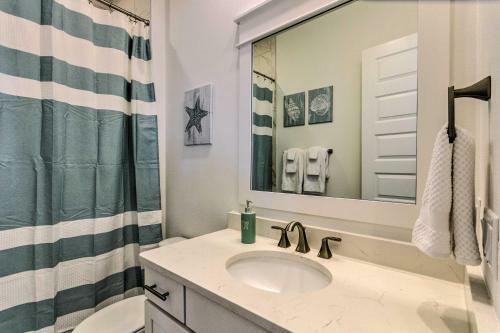 Apartamento Recently Built Condo With Pool And New Golf Cart!