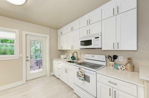 Blue Bayou - 201 - 76th W