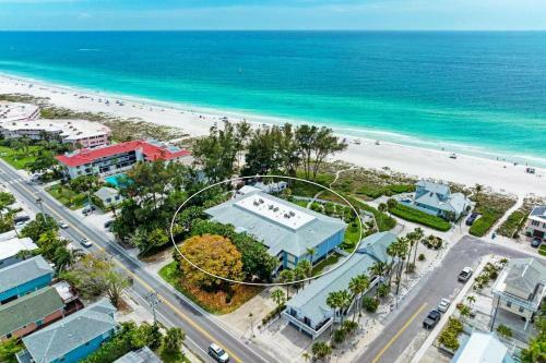 Sunset Beach 102 - 2716 Gulf