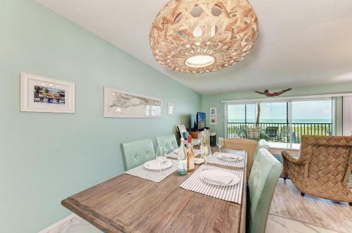 Sunset Beach 102 - 2716 Gulf