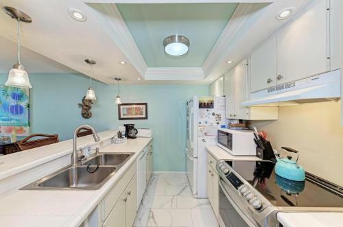 Sunset Beach 102 - 2716 Gulf