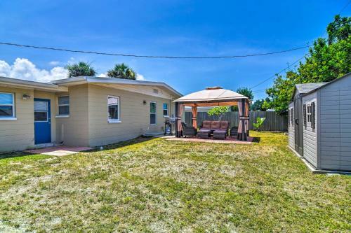 Welcoming Largo Home With Yard About 4 Mi To Beach!