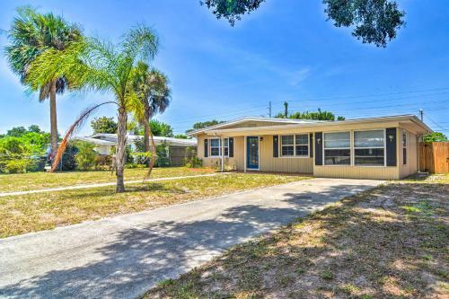Welcoming Largo Home With Yard About 4 Mi To Beach!