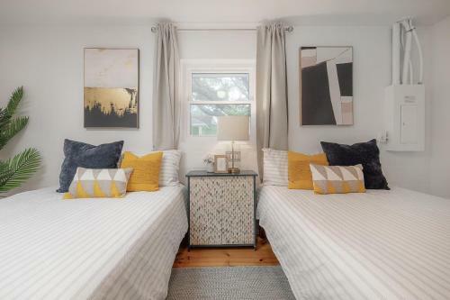 A Dream Vacation Home Only 5 Mins To Beaches And With Pool