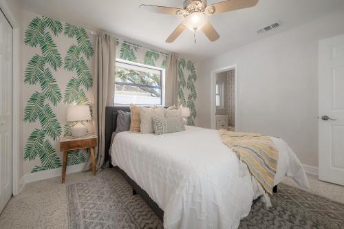 A Dream Vacation Home Only 5 Mins To Beaches And With Pool