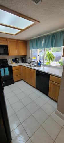 Largo Ranch House, 3 Bedroom, 2 Bathroom, Heated/cooled Private Pool.