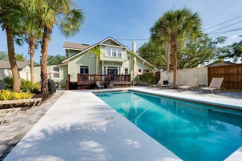 Apartamento Guest House With A Pool Intimate Spot For Relaxation