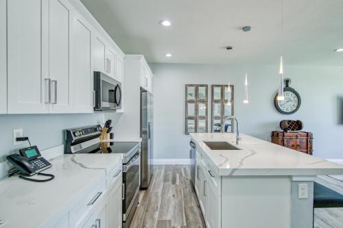 486 Nw 40th Ct