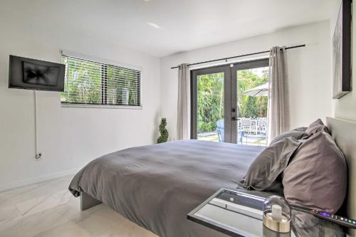 Fort Lauderdale Home Near Shops, Cafes, Beach