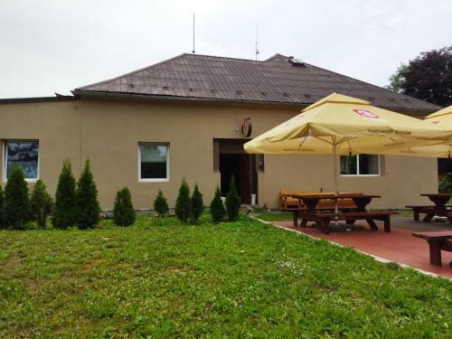 Pod Slune?nou T??�kov - Apartm�ny A Restaurace
