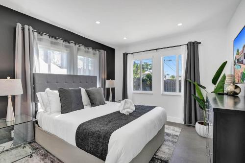 6br Tropical Oasis With Private Heated Pool & Gameroom