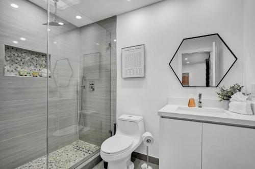 6br Tropical Oasis With Private Heated Pool & Gameroom