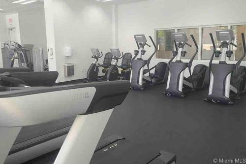 Apartamento High Floor Unit Located In Brickell - Free Parking