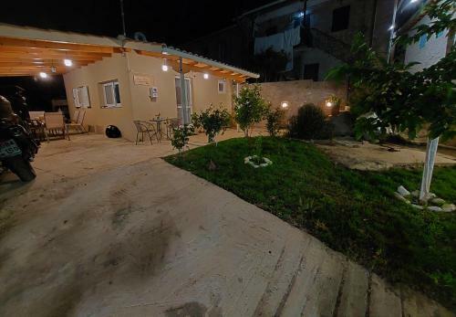 Guest House Tsanes