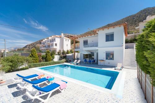 Villa Danae Blue By Villa Plus