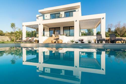 Valentino Luxury Villa