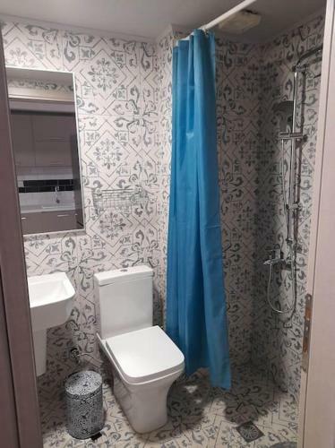 Square Apartment