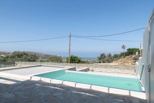 Aeonios Luxury Villa