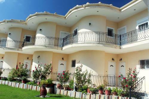 Ilektra Apartment Blue
