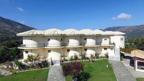 Ilektra Apartment Blue