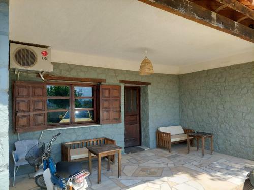 Villa Stone House 2