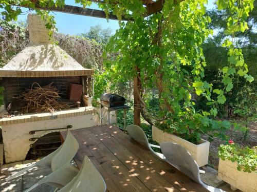 Villa Stone House 2