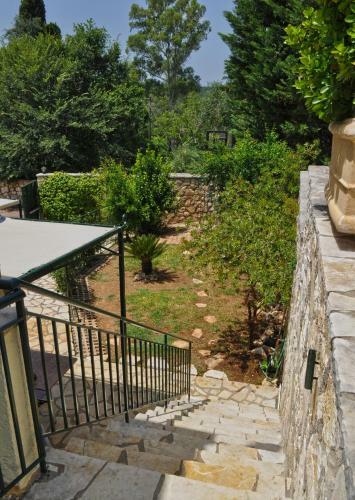 Stone Pool House Gouvia