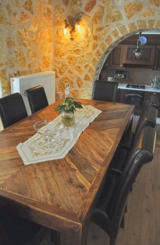 Stone Pool House Gouvia