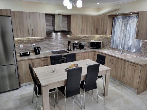 Silver Pearl Apartment #1