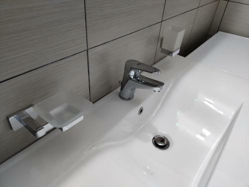 Silver Pearl Apartment #1