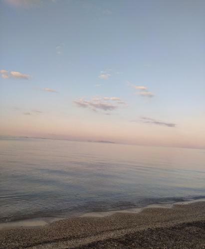 Ragia Beach Apartment