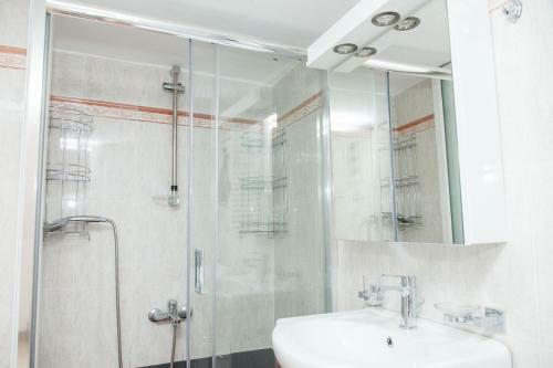 Great Apartment In Piraeus