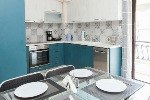 Great Apartment In Piraeus